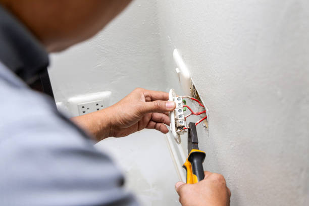 Best Circuit Breaker Repair  in Mcmillin, WA